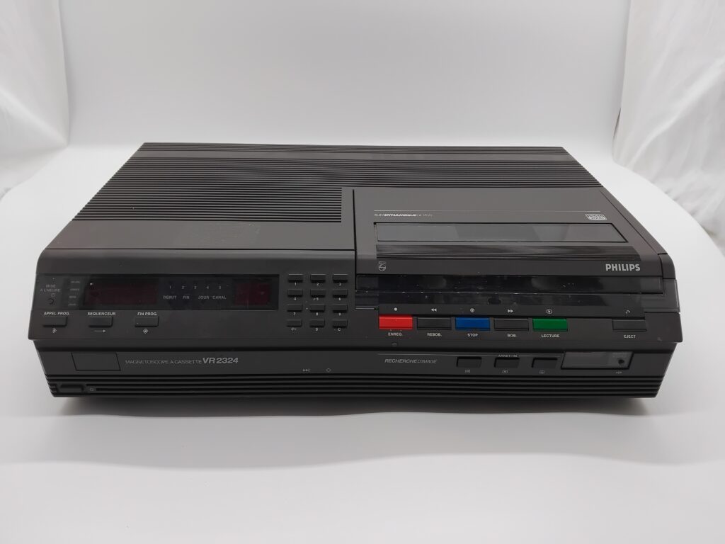 Magnétoscope Vidéo 2000 de Philips.